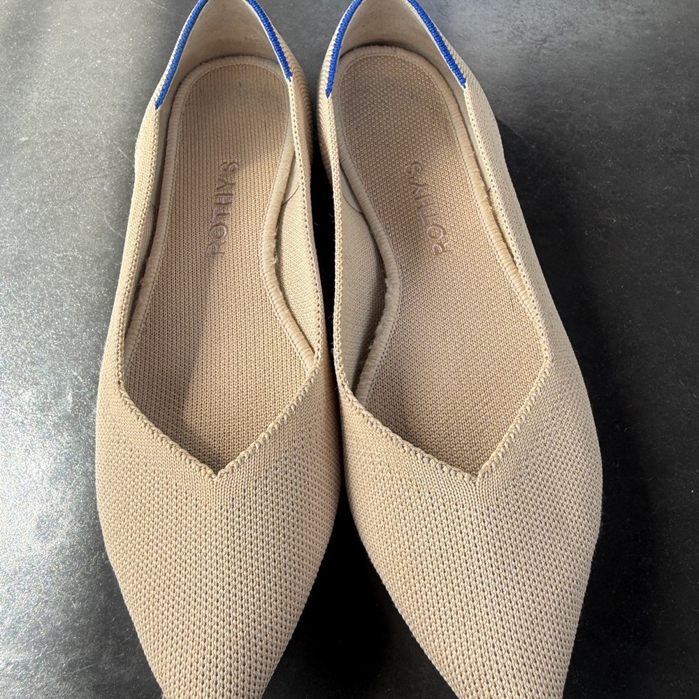 Rothy’s Beige points flats 8.5